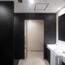 京都市嵐山観光駐車場トイレ 光触媒抗ウイルスコーティング サムネイル7