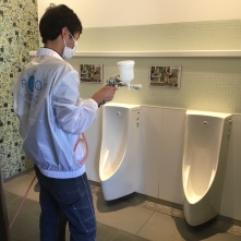 京都・某大学様新築トイレ サムネイル1