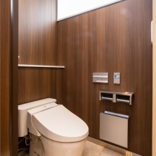 京都・某大学様新築トイレ サムネイル2