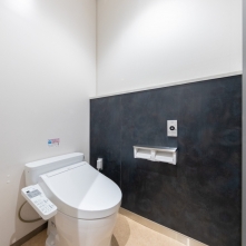 京都・大和大路団栗公衆トイレ サムネイル10