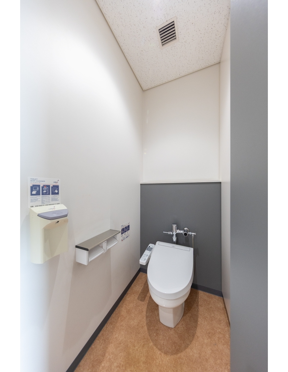 京都・企業様トイレ 写真9